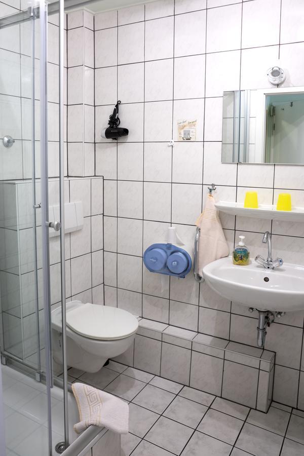 Pension Bei Schinderhannes Und Julchen Boppard Exterior foto